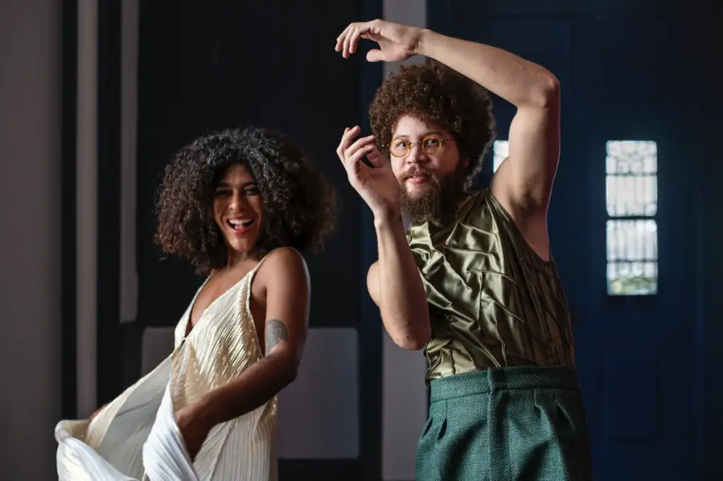 Josyara e Martins celebram a nova música brasileira em apresentações gratuitas