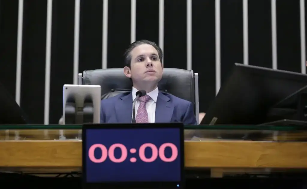 Hugo Motta Câmara anistia votação pauta PEC da Bandidagem
