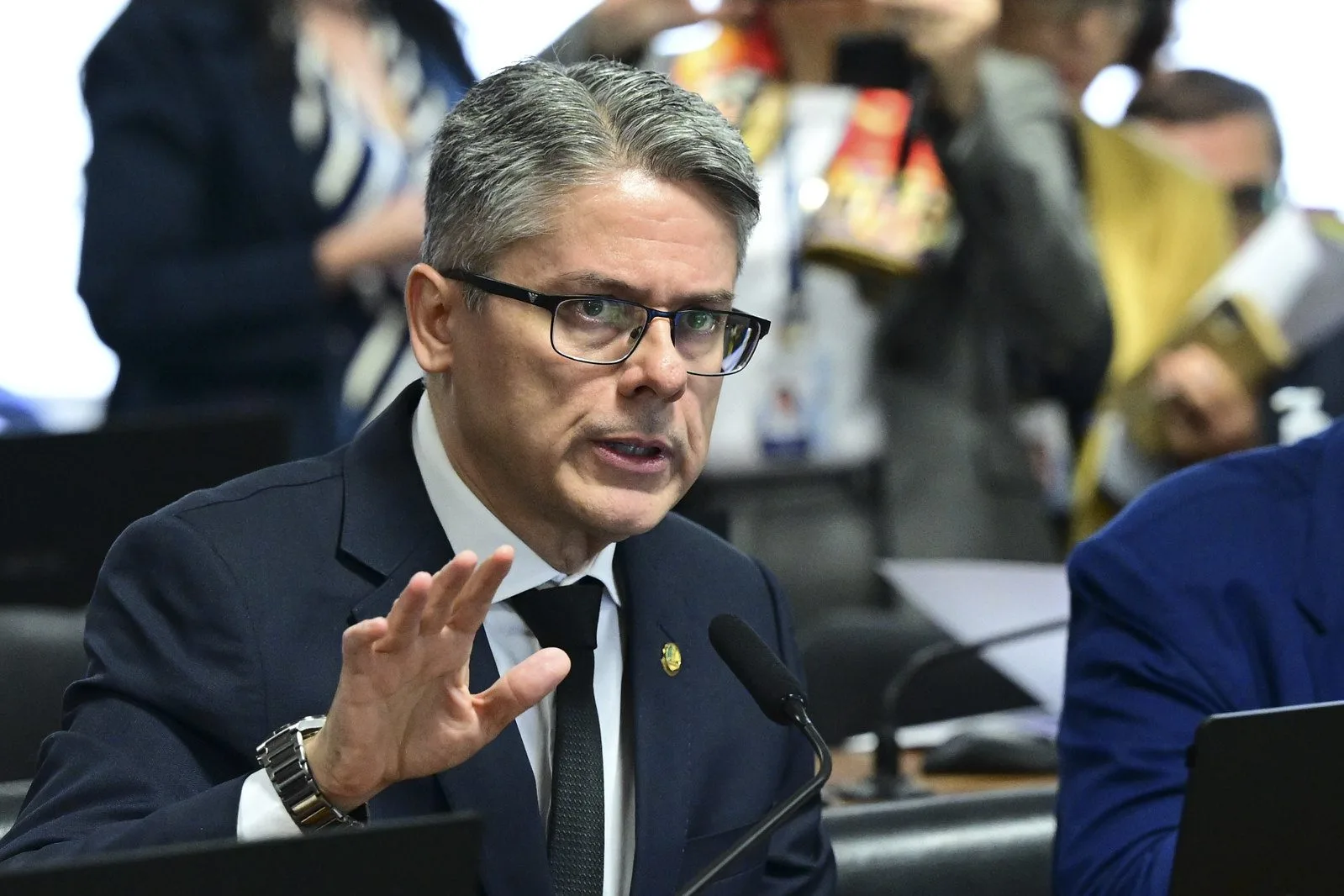 Um adeus necessário à PEC da Blindagem
