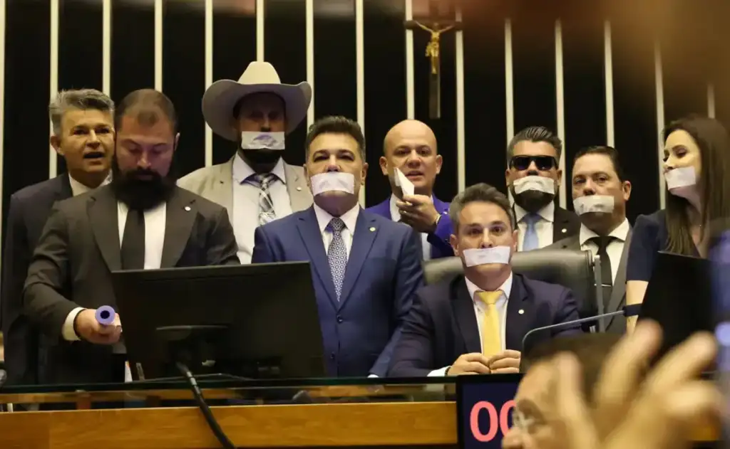 No início de agosto, deputados paralisaram Câmara para tentar forçar votação de uma anistia para Jair Bolsonaro e demais envolvidos na trama golpista