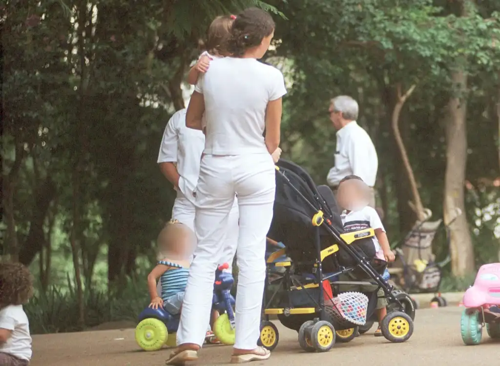 Babás de Higienópolis organizam movimento por valorização profissional e estabelecem tabela de referência