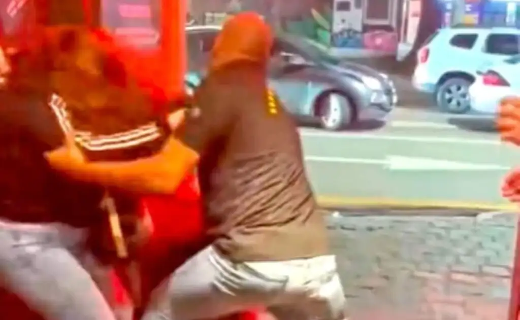 Agressão contra mulher