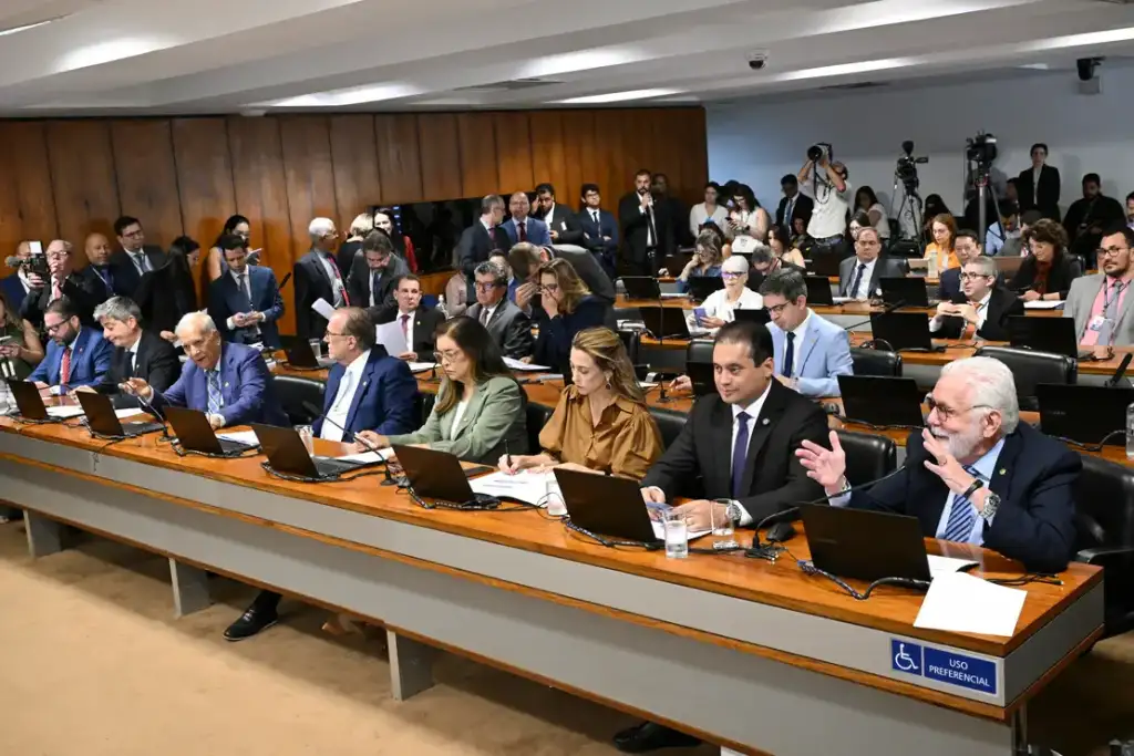 Governo calcula que cerca de 25 milhões de brasileiros vão pagar menos impostos