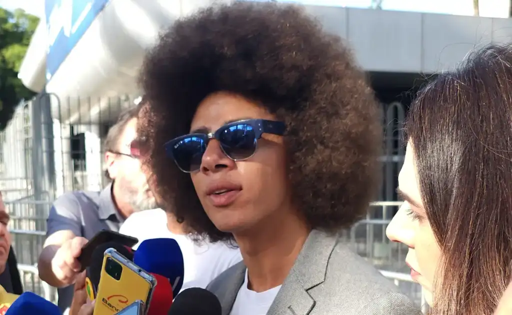 Deputado também levantou a suspeita de que o episódio tenha sido armado para incriminá-lo