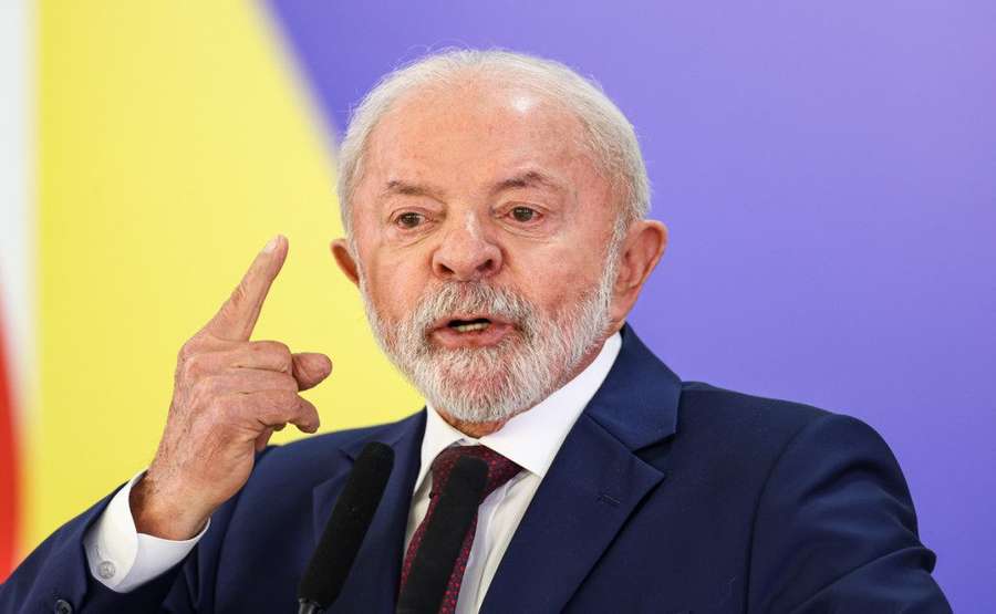 Presidente se solidarizou com filhas do apresentador e chamou ataque de cantor de "cretinice"