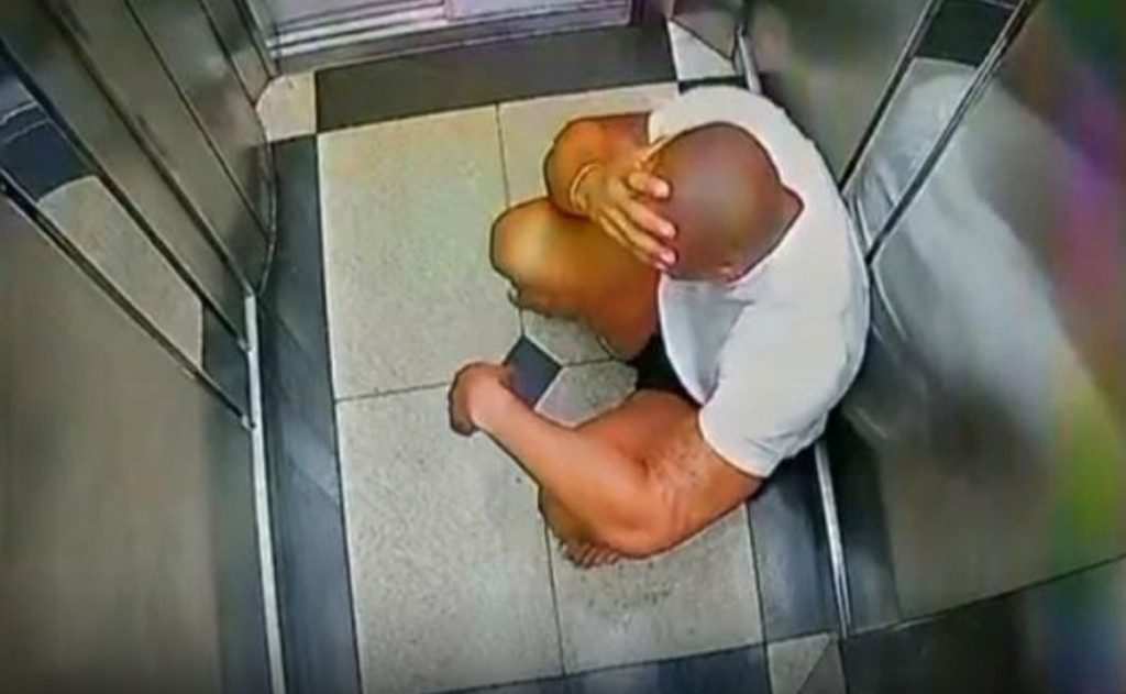 Alex Santos é sócio da empresa Favela Conectada, subcontratada pelo Instituto Conhecer Brasil (ICB), presidida por produtora executiva de "Dark Horse"