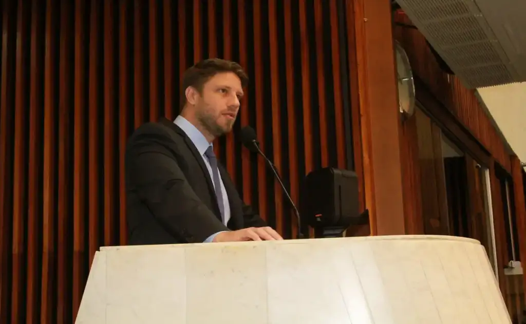 Segundo deputado Requião Filho, pagamentos aos produtores estavam até 25% inferiores ao preço de referência estabelecido