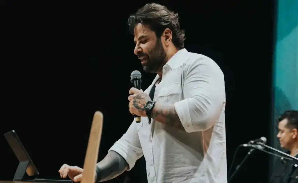 Nas eleições de 2022, Zettel e Nikolas viajaram em um jatinho de Vorcaro para eventos de campanha de Jair Bolsonaro