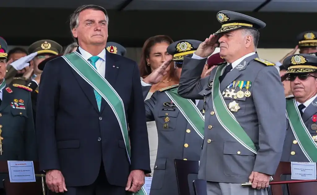 Para blindar Bolsonaro e seus aliados, extrema-direita barra fim de “morte fíctia” para militares expulsos das Forças Armadas