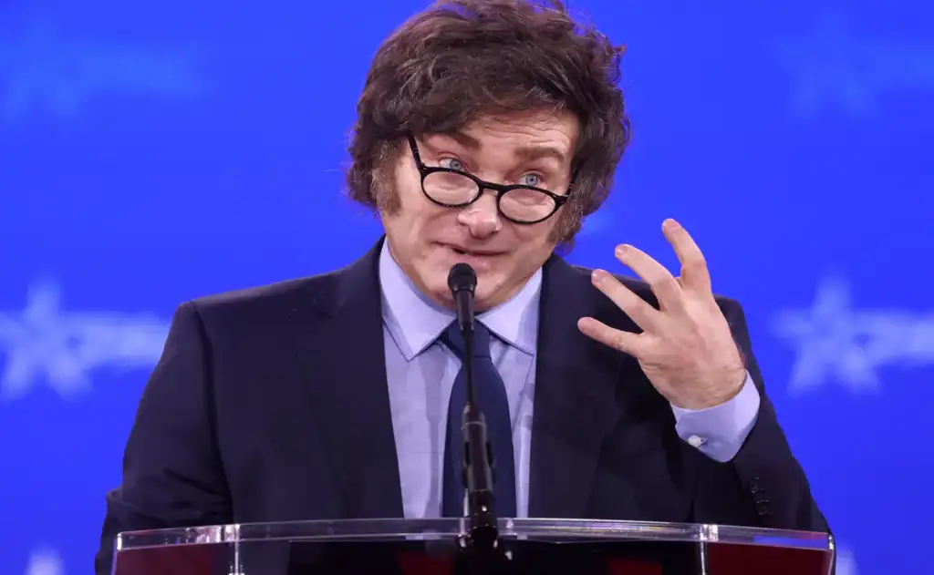 Profissionais de comunicação tiveram seus registros biométricos cancelados e foram impedidos de acessar a sala de imprensa pela polícia