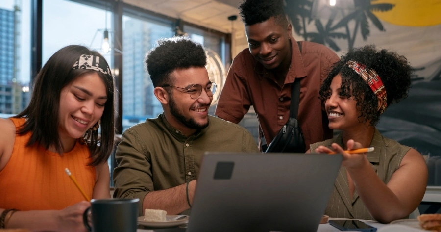 A Geração Z não quer trabalhar? Dados contestam essa percepção, e demonstram que jovens têm procurado mais propósito e saúde no trabalho. 