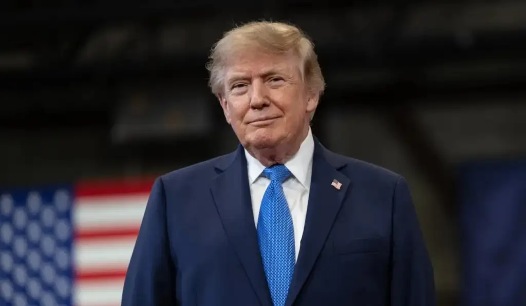 Trump despenca nas pesquisas e atinge pior aprovação do mandato