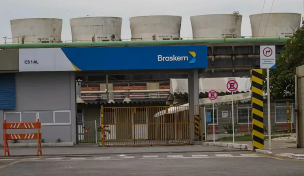 Braskem tenta evitar falência após dívida de R$ 56 bilhões