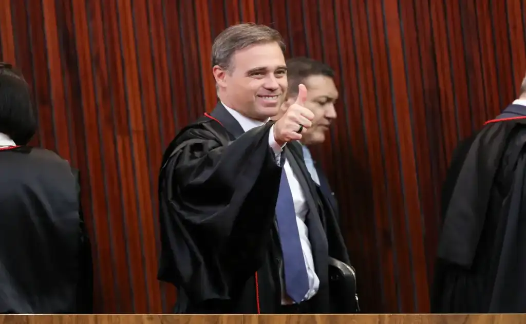 Instituto de André Mendonça recebeu R$ 4,8 milhões em recursos públicos em pouco mais de um ano