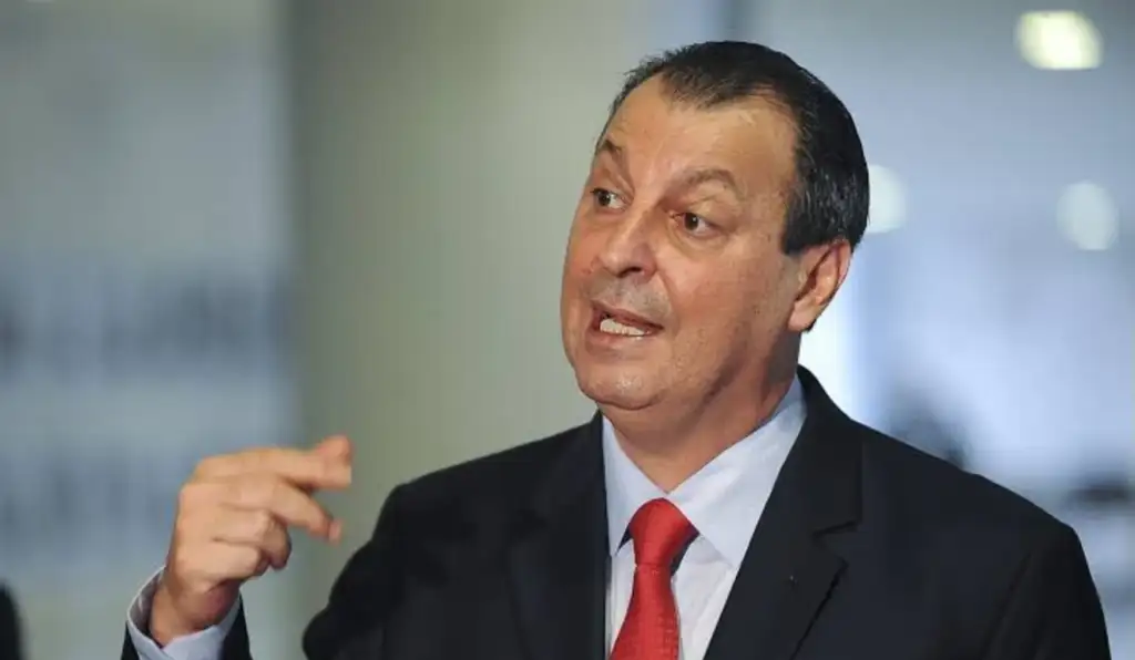 Fim da escala 6×1 deve ter votação decisiva já na próxima semana