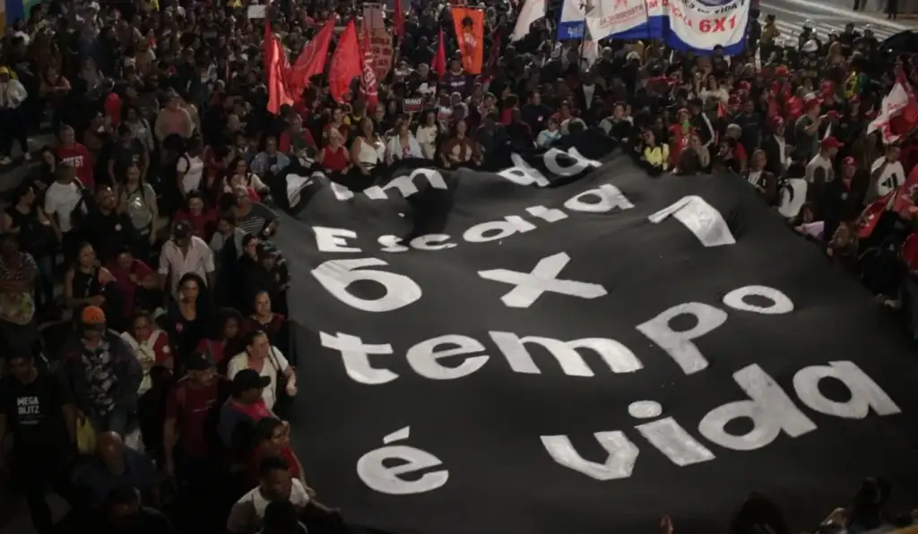 Fim da escala 6×1 sai da gaveta e avança no Senado