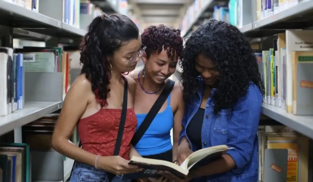 Estudo do MEC aponta crescimento de políticas antirracistas nas escolas brasileiras