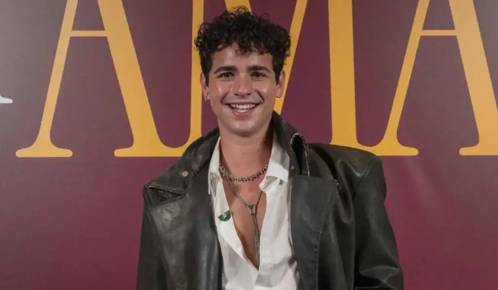 Ator João Victor Gonçalves é vítima de homofobia a caminho do Rock in Rio