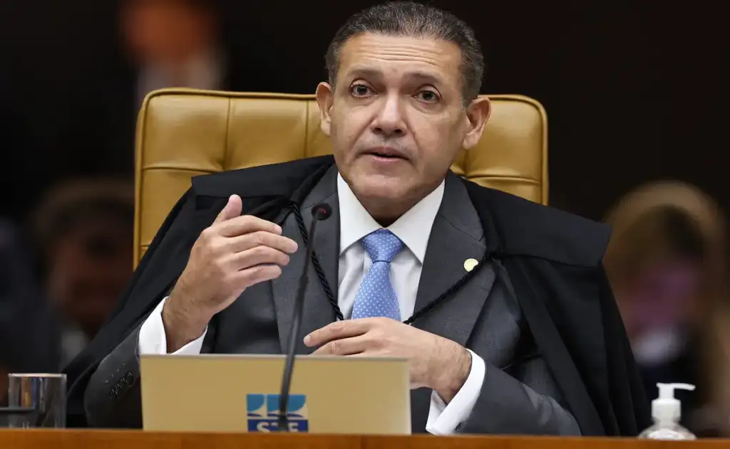 Contradição: Nunes Marques votou a favor do Master em ação de R$ 10 bilhões