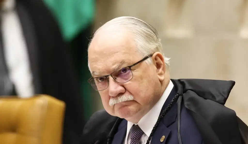 Fachin assume condução de petição no STF sobre caso Banco Master e INSS