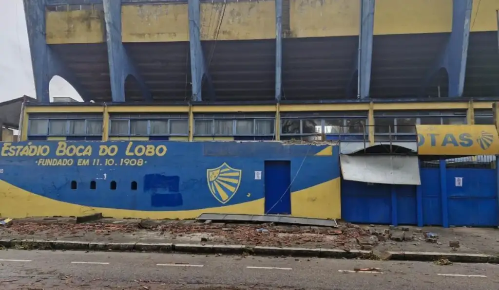 Ventos acima de 100 km/h deixam rastro de destruição no RS