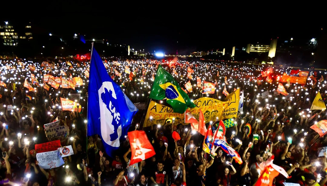 40 horas e dois dias de descanso: uma vitória histórica e uma nova agenda para o movimento sindical
