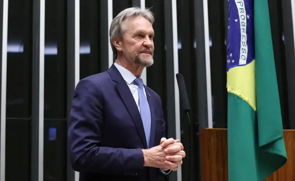 PT propõe prisão e multas contra perseguição política no trabalho