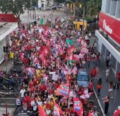 Mulheres relatam intimidação por PMs durante distribuição de material do PT em Piracicaba; PT aciona PGE e pede inquérito à PF