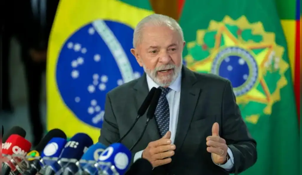 Lula pede cassação da chapa de Flávio por propaganda nas redes de Marçal