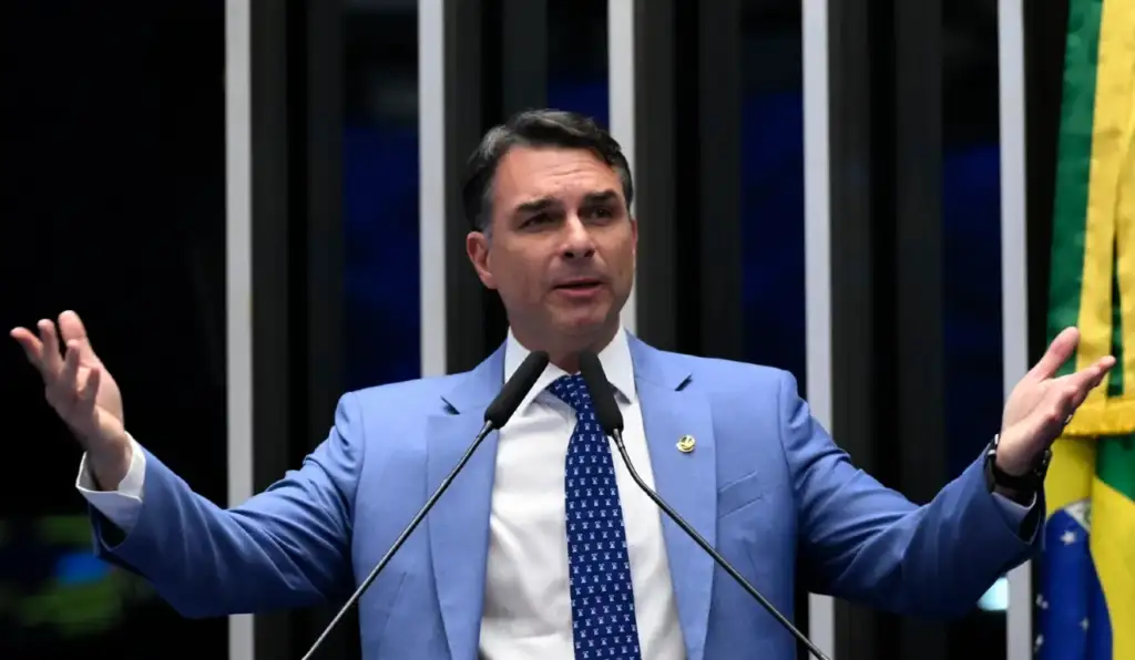 Flávio quer derrubar mecanismo criado para combater a sonegação