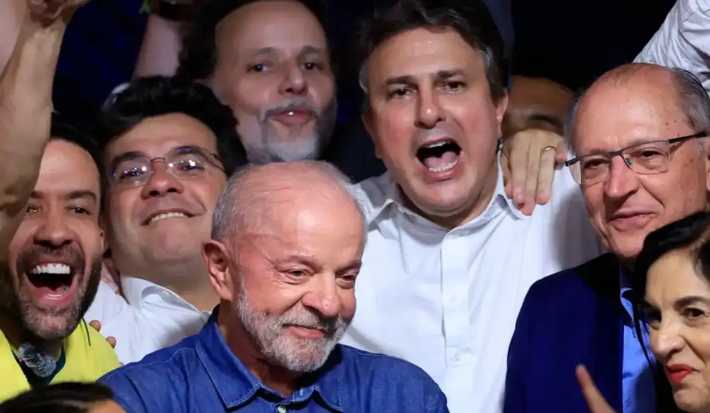 De olho em 2030, PT articula dois nomes para o novo governo Lula