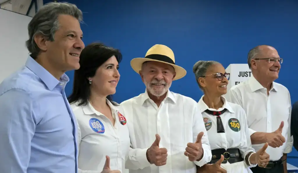Lula vence com ampla vantagem em Ramallah e lidera no Egito