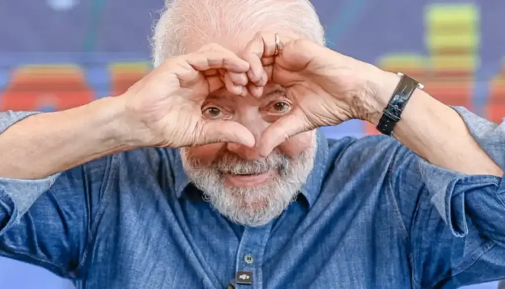 Lula vence em Roma e recebe quase o dobro dos votos de Flávio na Rússia