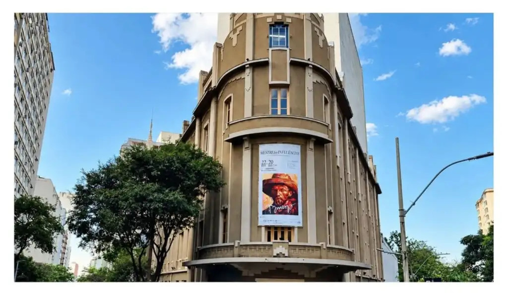 Arte em escala gigante toma conta de museu no centro de BH