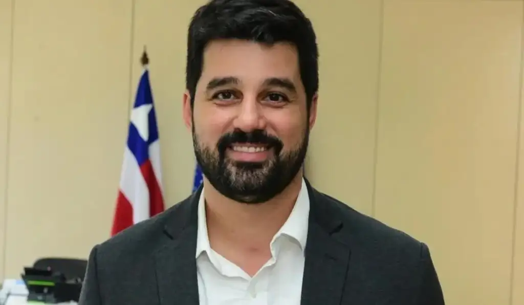 Justiça Eleitoral revoga prisão de secretário de Salvador, mas mantém investigação sobre ônibus