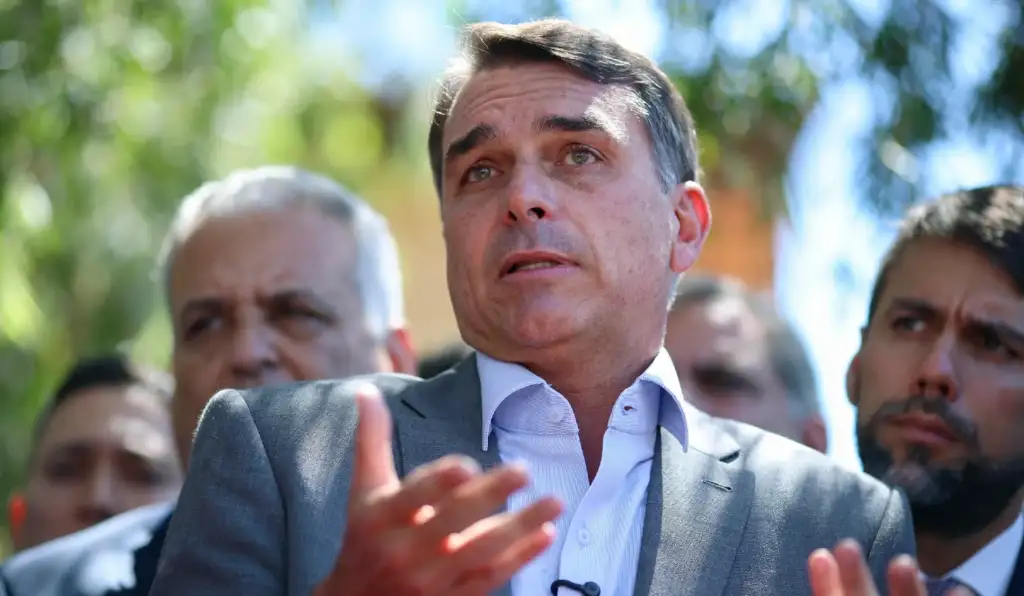 Flávio quer mudar a Constituição: até onde ele pode ir?