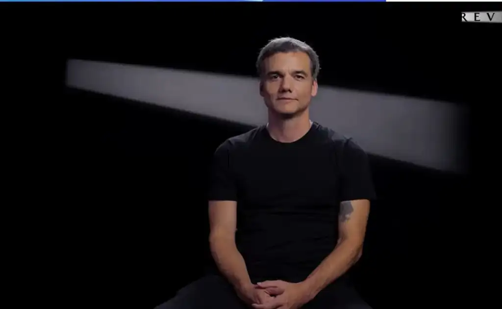Em “Revelando: Pátria Submissa”, com Wagner Moura; ex-ministro de Bolsonaro acusa Flávio de querer entregar riquezas do Brasil a Trump