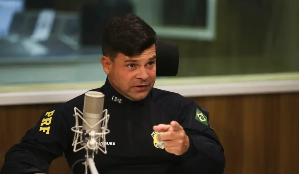 Condenado pela tentativa de golpe do 8 de janeiro, Silvinei Vasques teria indicado nomes para comandar a PRF com Flávio
